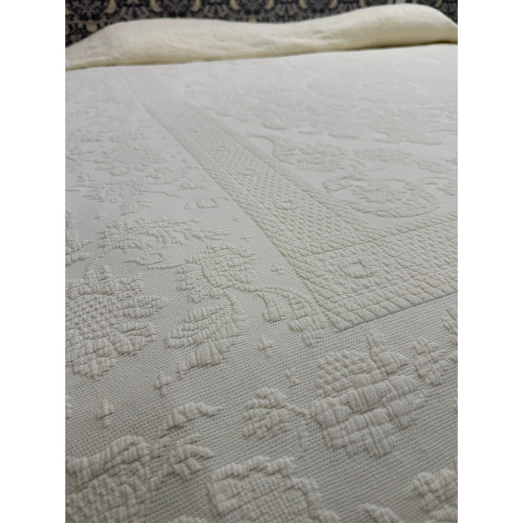Vintage Cannon Queen Elizabeth Bedspread Queen 90x94 Ivory Cotton Jacquard Matela